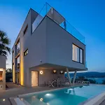 Villa Luxury Glass With Pool *
